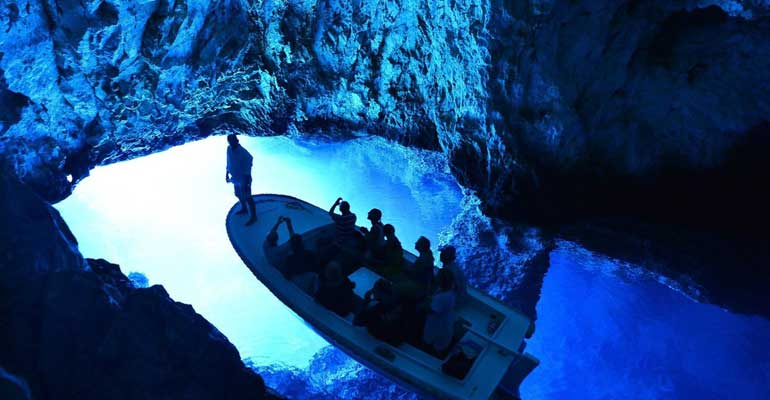 blue cave tour from hvar